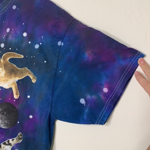 DOM cosmic cat tee tshirt size Lg (F) - Picture 4 of 6